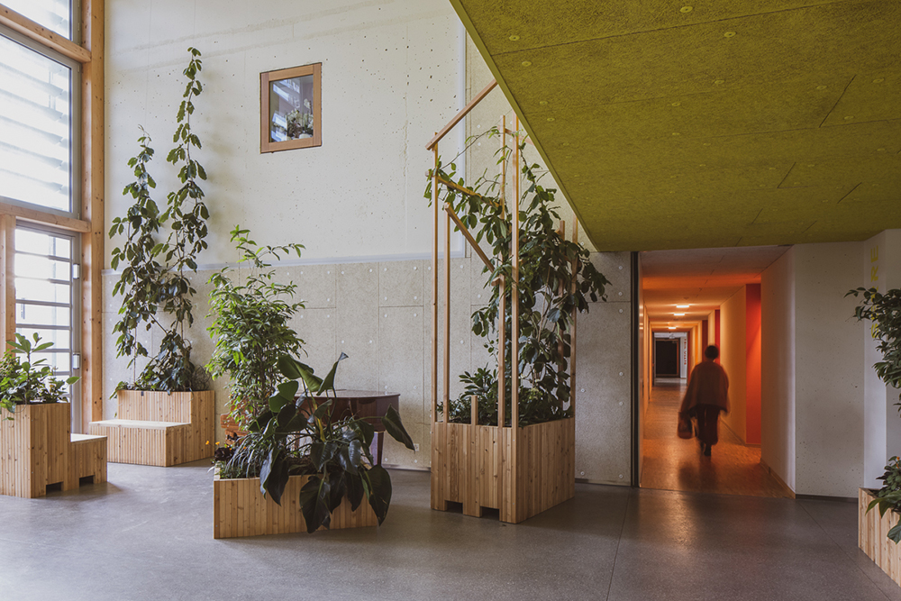 Des Lieux et Des Liens