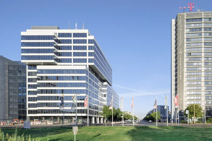 Office building Ernst-Reuter-Platz 6 