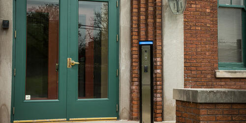 Via Series Access Communication and Courtesy Pedestal 2017